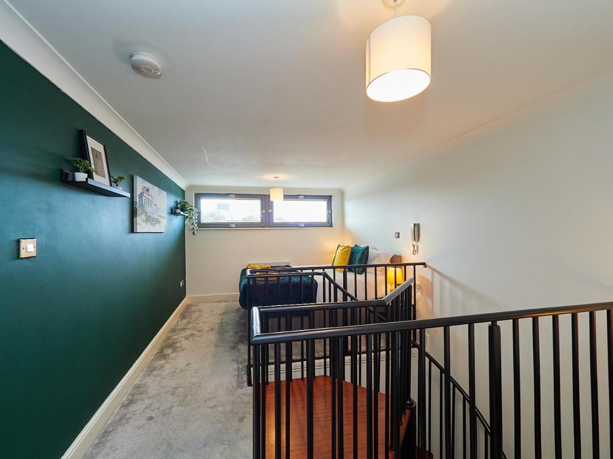 Emerald Suite - Two Story Duplex Apartment - Balcony - Contractors - Family - City Centre - Broadway Plaza - Five Ways - Sleeps 6 Birmingham Esterno foto
